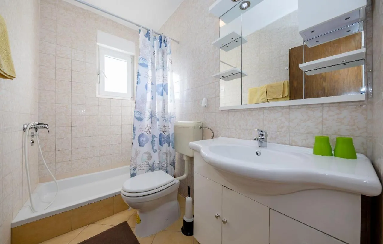게스트하우스 Apartments Marija 2822 라브